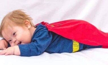 "Super Chico": menino com Síndrome de Down ficou 13 dias na UTI e venceu a covid-19